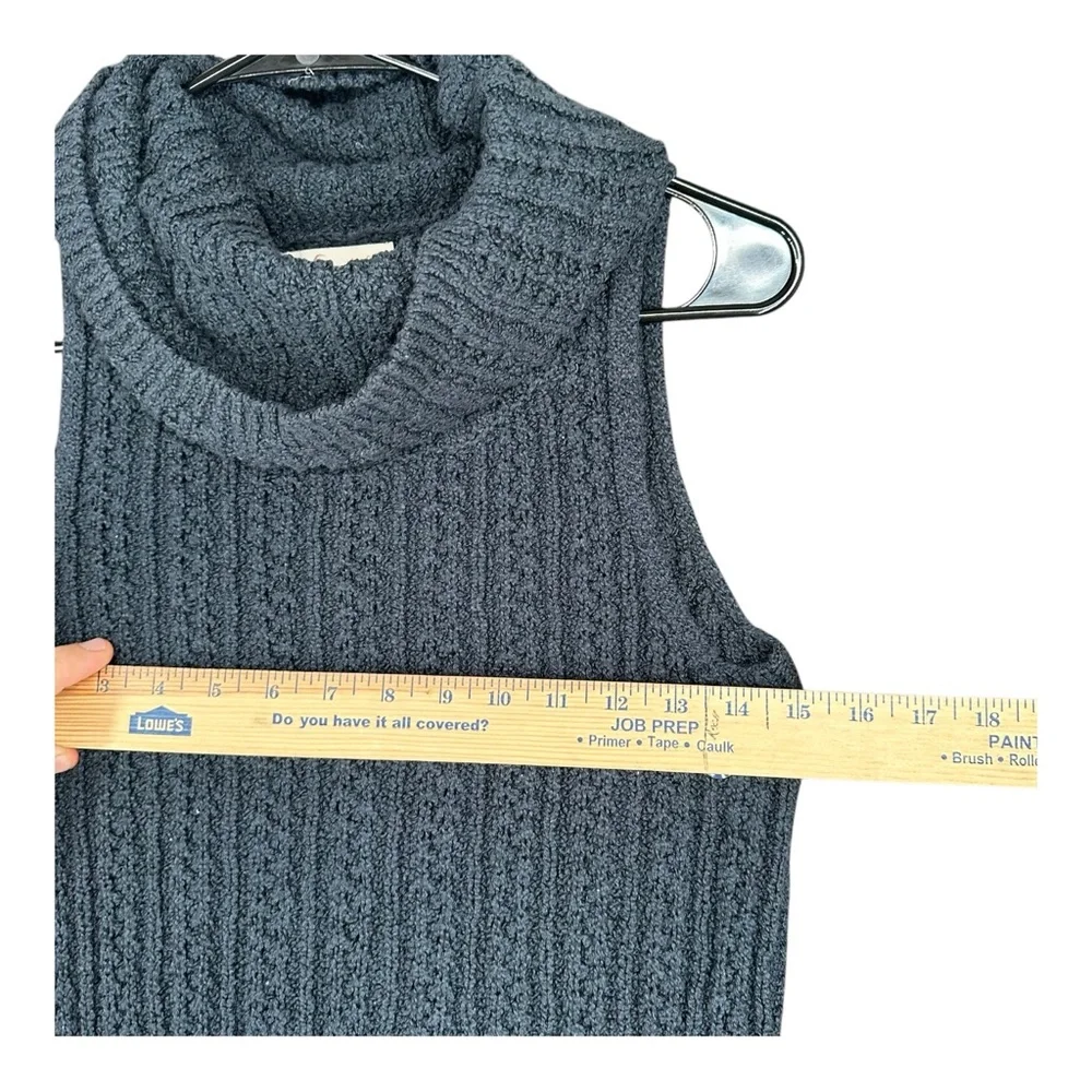 Hollister Women’s S Small Navy Sleeveless Turtleneck Tank Y2K Cozy Knit Boho